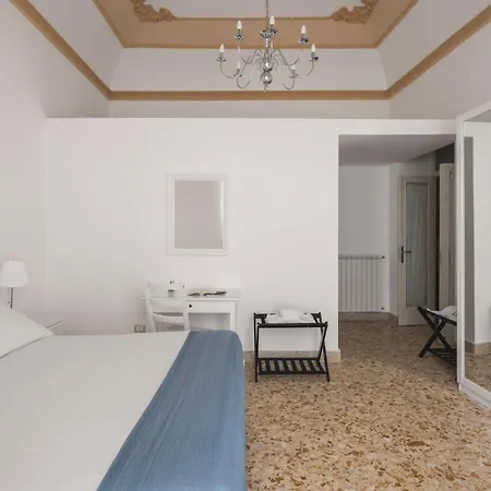 Apartment La Dimora Della Kalsa