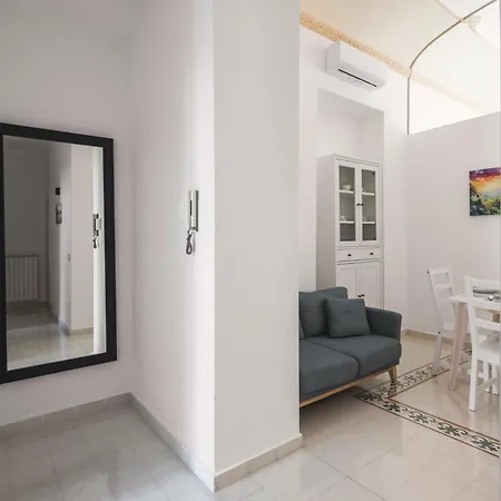 La Dimora Della Kalsa Apartment *